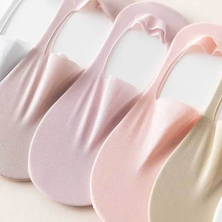 Coolity™ Delicate Ice Silk Socks (3 pairs)🧊Like a Cool Breeze for Your Feet ❄️ 🧊