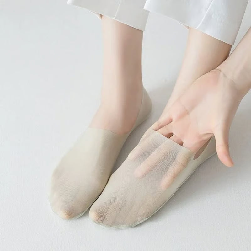 Coolity™ Delicate Ice Silk Socks (3 pairs)🧊Like a Cool Breeze for Your Feet ❄️ 🧊